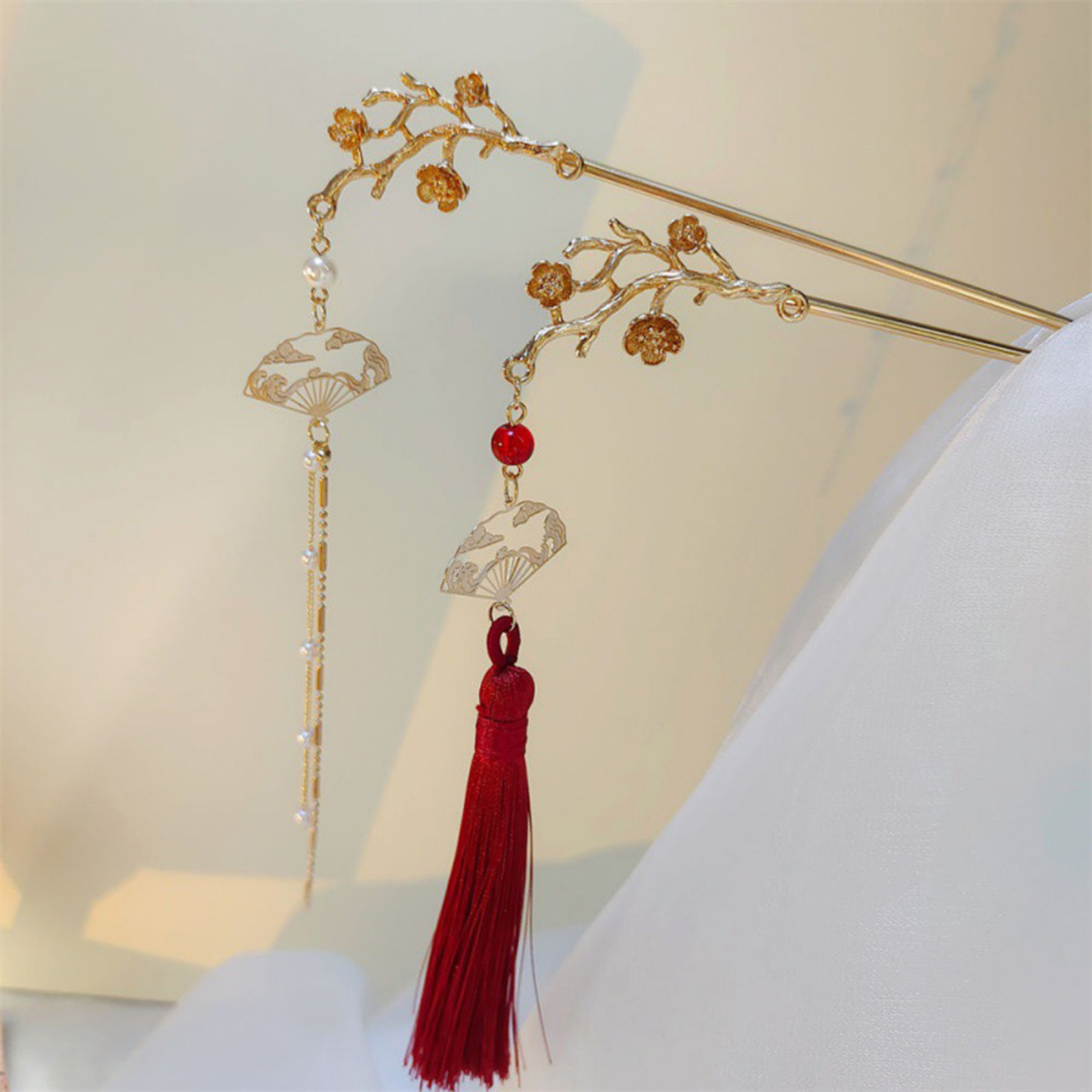 Supply Florist - Retro Flower Tassel Hairpin For Women